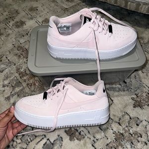 Nike Women’s Air Force 1 Platform